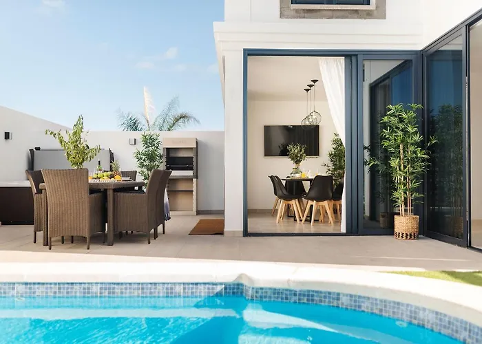 فيلة Palmera Jacuzzi يايثا